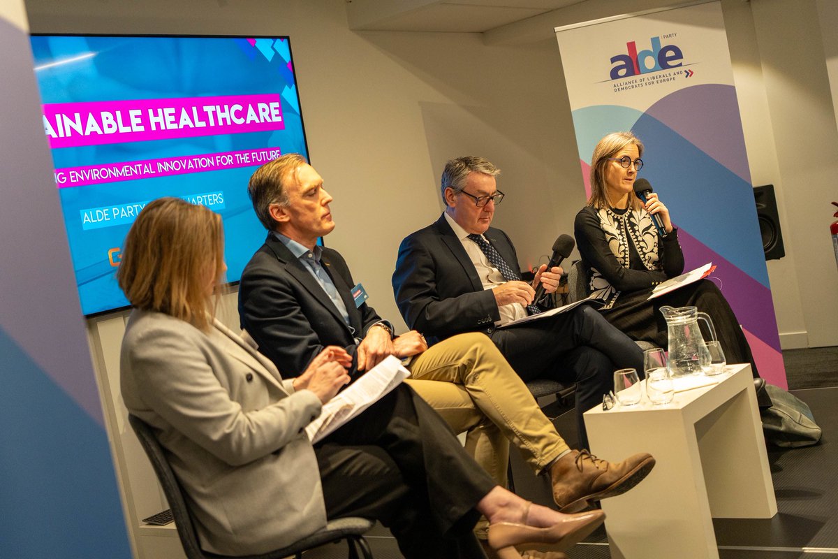 BillyKelleherEU's tweet photo. Delighted to host an @ALDEParty discussion on #SustainableHealthcare. 

Major effort needed to decarbonise the sector without overburdening it with more regulation. 

Thanks to our speakers from @GSK, @EUEnvironment and @EU_Health and to the audience for their participation. https://t.co/wtvUSkN9kw