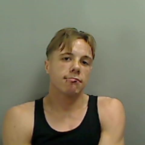 We are appealing to trace wanted Jack Setchell, 26, from #Hartlepool who is wanted in connection with a robbery offence. 
He is of slim build &amp; is around 5 ft 8” tall &amp; has connections in Hartlepool.
Have info on his whereabouts? Call us on 101, quoting  SE24209124.
