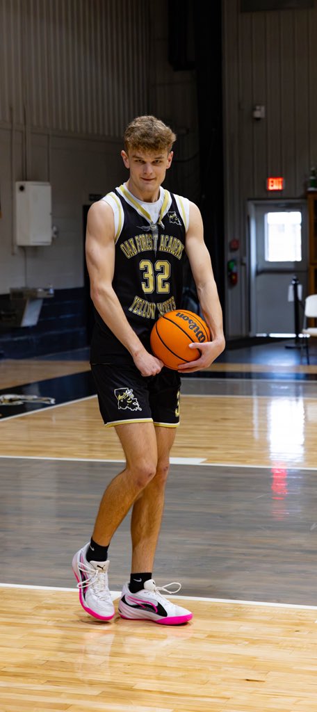 OFA Boys Basketball tweet media