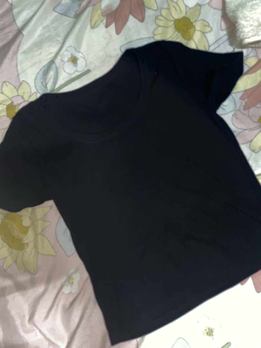 wodexiao88's tweet photo. ครอป+เสื้อคลุมรวม4ตัว 120รส
ขอคนพร้อมโอนนะคะ

#ส่งต่อเสื้อผ้า #ส่งต่อเสื้อผ้ามือสอง #ส่งต่อเสื้อผ้ามือสองสภาพดี #ส่งต่อเสื้อผ้ามือสองราคาถูก #เสื้อผ้ามือสอง #เสื้อผ้ามือ2 https://t.co/HfNYLeHVS5