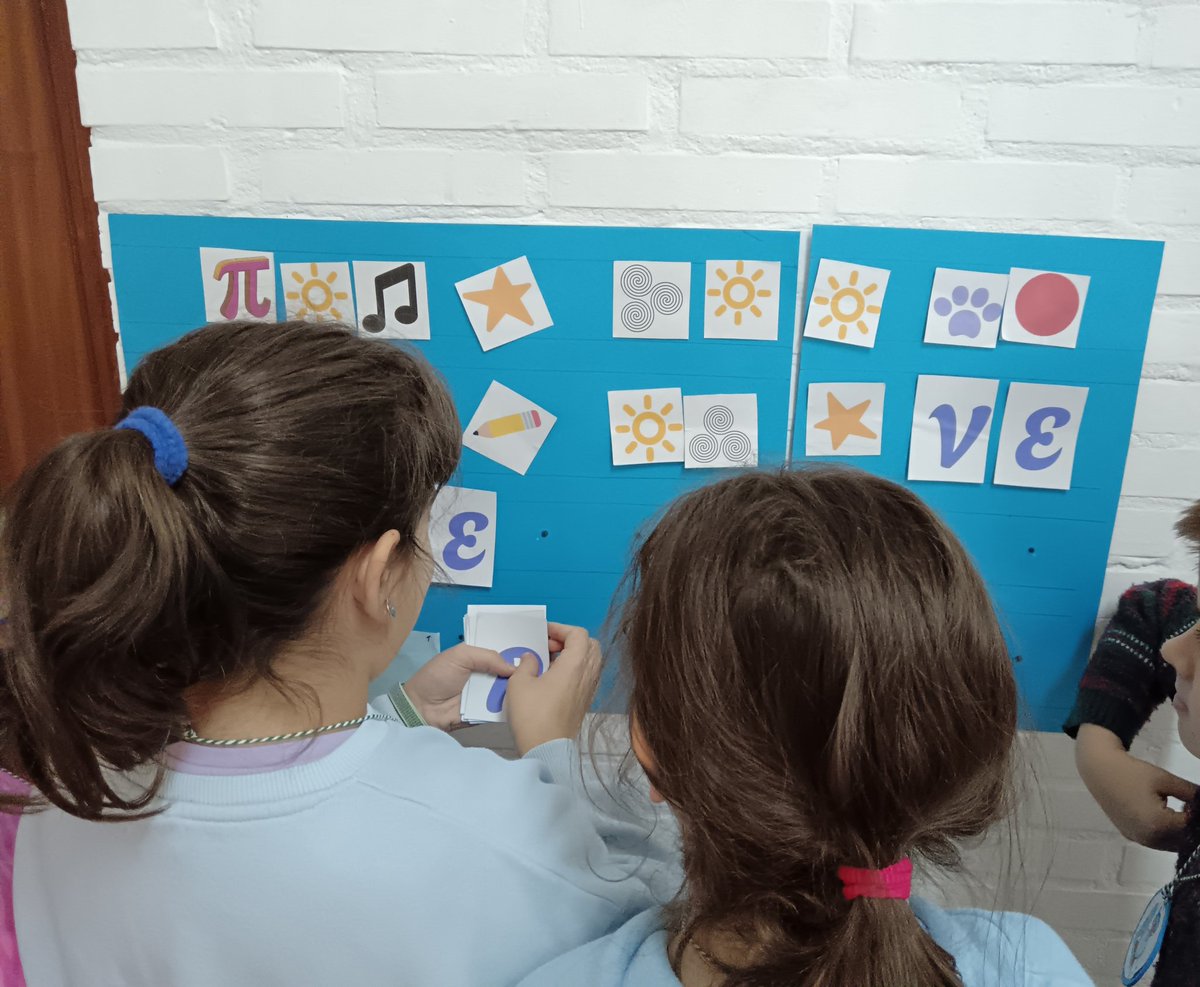 ancaresleon_rb's tweet photo. Taller #Educarbale de la #ReservadelaBiosfera de #ancaresleoneses financiado por #NextGeneratioEU en el CEIP Piñera de @vegadespinareda
@jcyl @villafrancadb #bierzo https://t.co/TKVodYZ7fR
