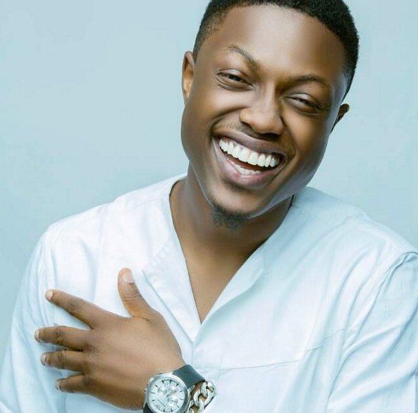 #NP State Of Emergency <a href="/BantuCrew/">BANTU</a> ft <a href="/VectorThaViper/">V</a> 

on #TheKazbah981 with <a href="/oluwaseun_ro/">Oluwaseun R. Olusegun</a> 
 
Listen Live: smoothlive.smooth981.fm:8000/smoothlivefm128
❤💙🤍

#Smooth981 #LoveMusic #LoveLife #SmoothFmLagos