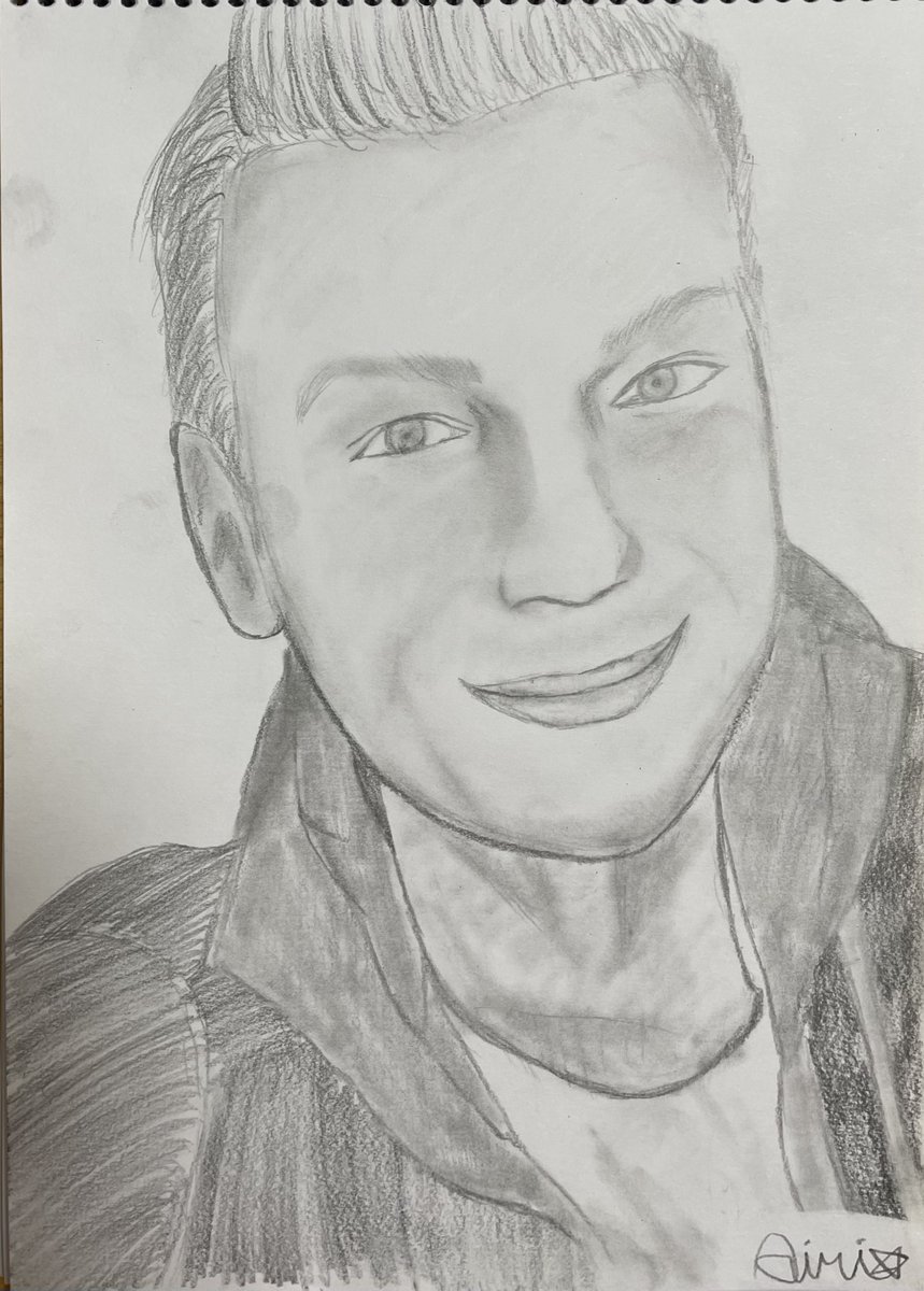 irene_misha's tweet photo. @nickcarter HAPPY BIRTHDAY @nickcarter !! I hope you like this drawing and have a wonderful birthday 🎉 I think my drawing skill is improved!!✏️ Love you😘 @backstreetboys #nickcarter #backstreetboys https://t.co/pXB3ZV6slh