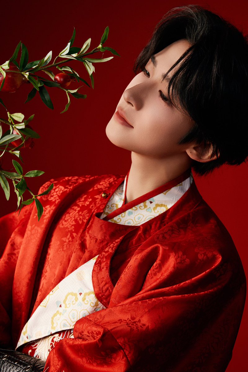 Liuyu_Fanclub's tweet photo. 250125 LIU YU STUDIO Weibo Update
Cross Lingnan scroll, feel the charm of traditional Chinese music.
#Liuyu #刘宇 #劉宇
#リュウユ #리우위 #หลิวอวี่ #LưuVũ #广东卫视 #GDTV #广东卫视湾区春晚 https://t.co/Z8ZKV0PQWW