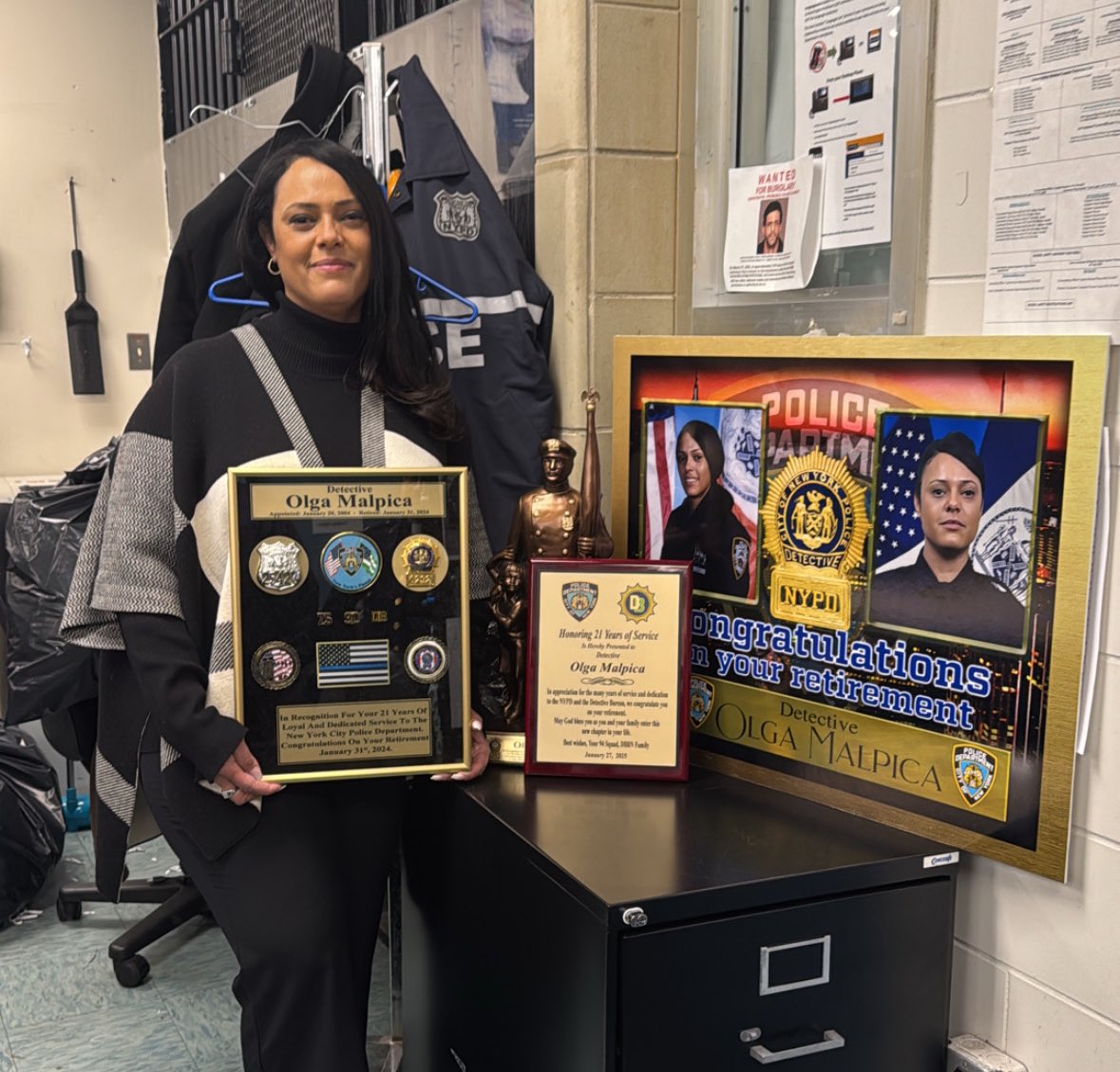 Congratulations to Detective Olga Malpica of the 94 Precinct Squad on her retirement after 21 years of dedicated service. Wishing her health and happiness in all her future endeavors. The DEA salutes you, Detective!