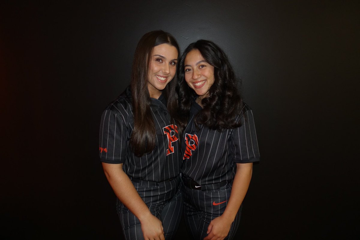 👯‍♀️