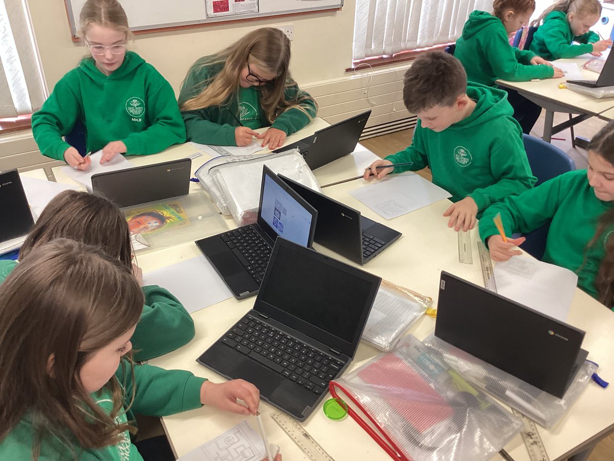 StMarysCIWBJ's tweet photo. Diolch to Sam for coming in for our 3D printing workshop yesterday. We used lots of skills planning, designing and making. We were so excited this morning coming in to see some finished mazes! @StMarysCIW @bgstemproject @BlaenauGwentCBC https://t.co/uWvA5QfoA5