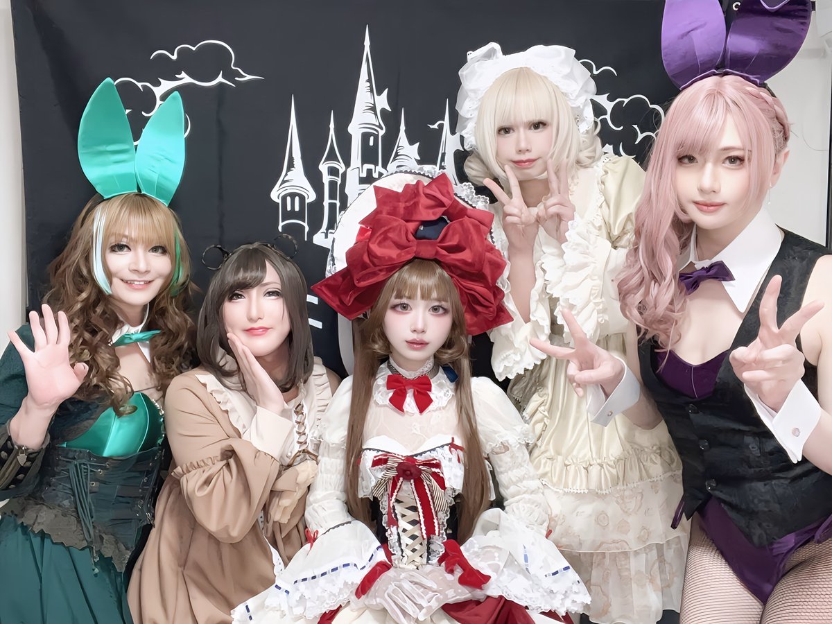 少年シンデレラ、1/25Club Asia「VIBESプロパガンダ」 #バイブスプロパ で演奏させていただきました！懐かしのイベントで女装仲間の皆さんたちと一緒に楽しいひと時でした。ライブをご覧いただいた皆様に感謝♪♪♪♪