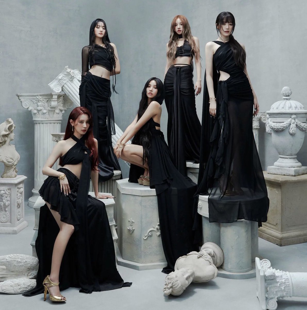 idlecharts's tweet photo. (G)I-DLE's second full-album "2" was released 1 year ago today and it was the only 2024 Idol group album to have three songs enter MelOn Top 10 ("Super Lady", "Wife" &amp; "Fate") https://t.co/T3LV6lRk9d