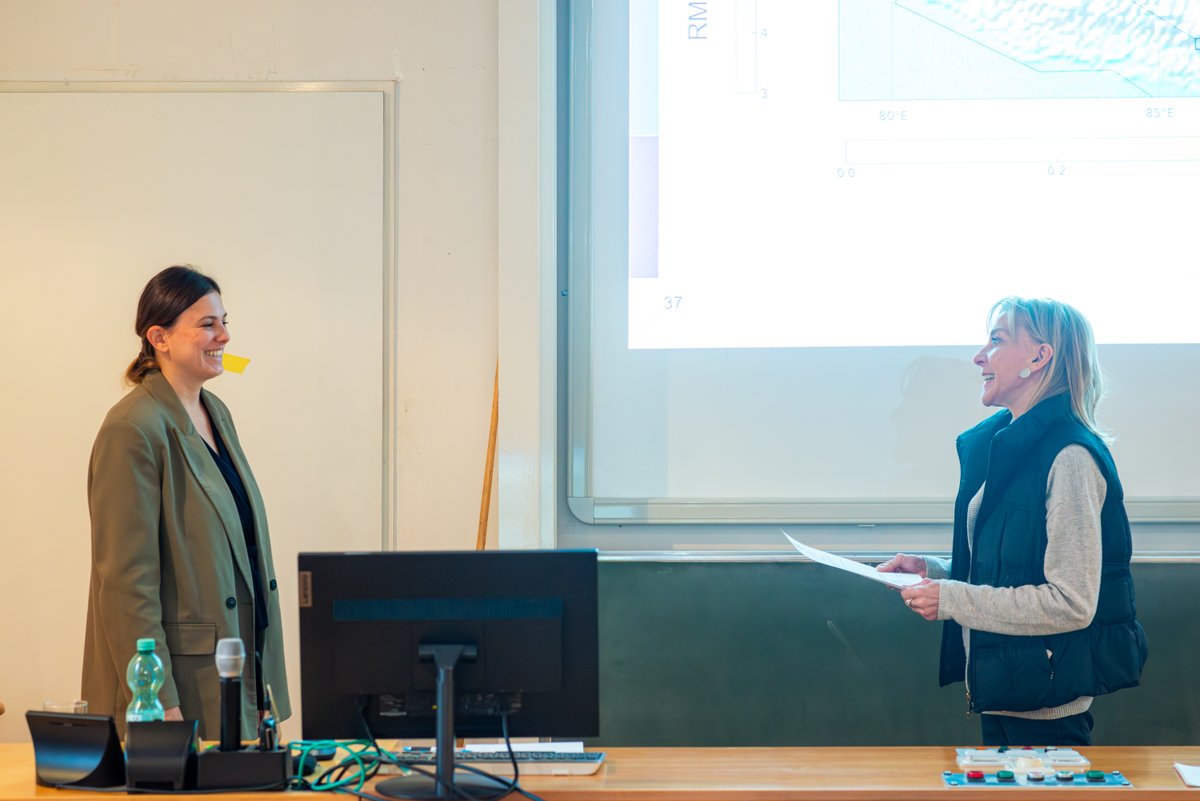 Congratulations to our colleague Christine Kolbe on the successful defence of her #PhD thesis on "Measuring Precipitation from Space - a Satellite View on the Tibetan Plateau".