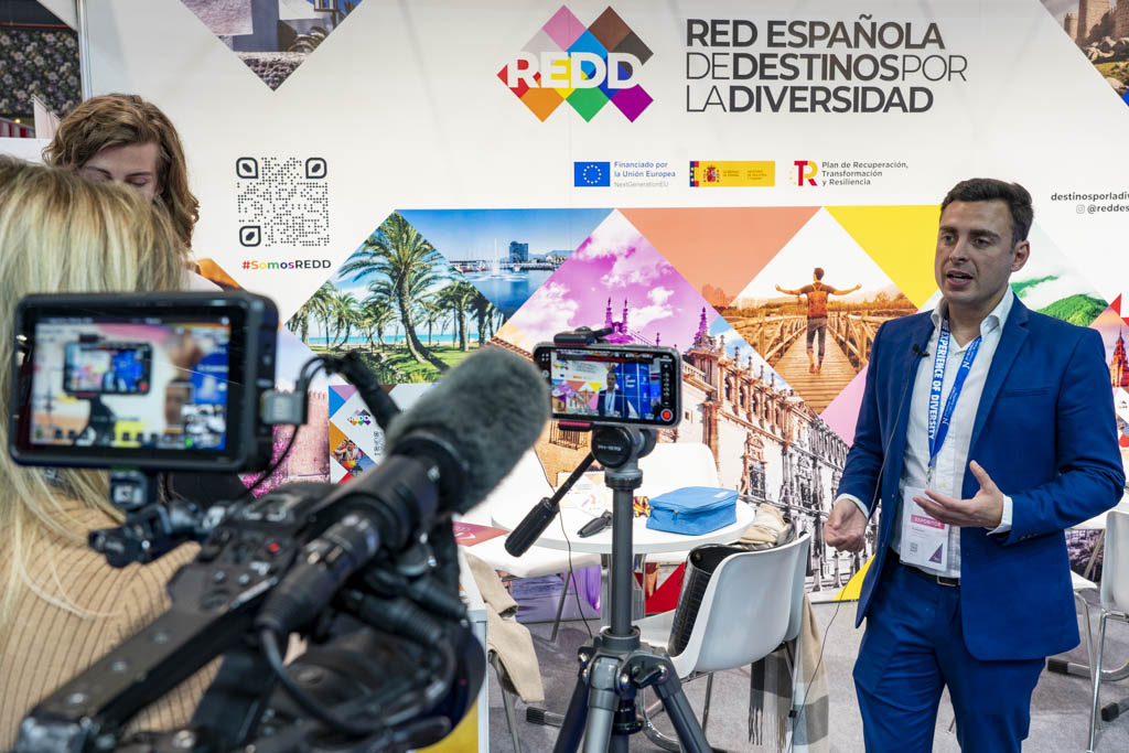 🌍 Un año más, organizamos FITUR LGBT+ 2025 junto a @ifema_madrid con el lema "Diversidad en cada Destino".

📈 <a href="/juanboll/">Camilo Orjue</a> destacó un crecimiento del 30%, consolidando este espacio como referente del turismo inclusivo y a España como líder mundial en destinos LGTBI+.

#FITURLGBT