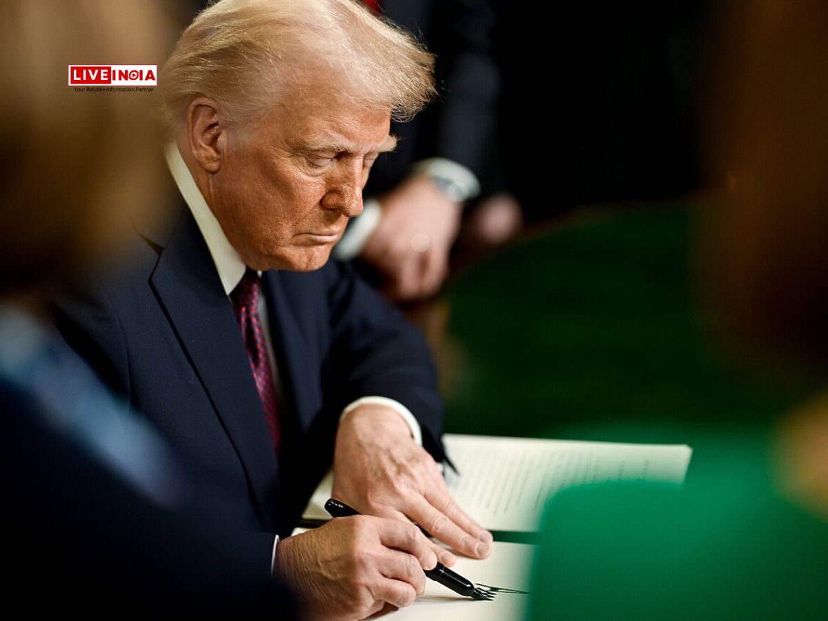 LIVEINDIA_En's tweet image. Trump Advocates for &apos;Made in America&apos; Iron Dome and Reaffirms Two-Gender Policy - Live india 

liveindia.tv/world/trump-ad… 
#DonaldTrump #IronDome #MilitaryReforms #USPolicy #MadeInAmerica