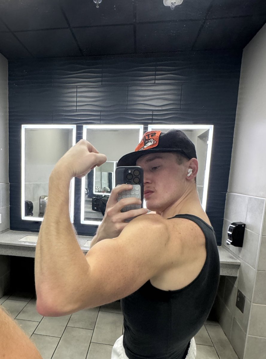 Han_jo17's tweet photo. Craving protein 😮‍💨 #postgym #workout https://t.co/0V31l430YK