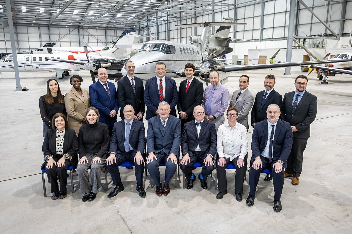 #londonoxfordairport was delighted to host a group of Detective Inspectors and Sergeants from the Thames Valley Police (TVP) at the end of a three week course.  TVP, with nearly 8,000 staff covering 2,200 square miles (Oxon, Berks, Bucks) is headquartered right next door to us.