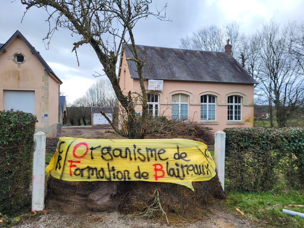 coordinationrur's tweet image. 🔴 MOBILISATION DE L'#ORNE AUJOURD'HUI DEVANT L'OFB
La Coordination Rurale sur le terrain pour défendre TOUS les agriculteurs !
#CoordinationRurale #AgriculteursEnColère #CriseAgricole #AgricultureFrançaise #UrgenceAgricole #CR #bonsenspaysan #levoteutile #ElectionChambre