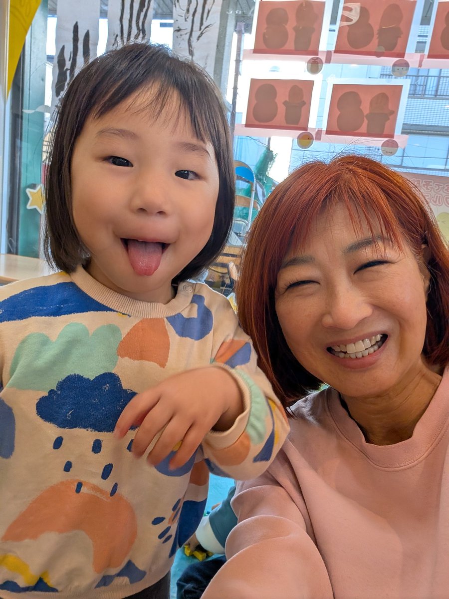 _space_kids's tweet photo. 自分を信頼する！信じきる〜
簡単そうで難しいけど。
それでも自分を信じて、毎秒毎分
大切に生きていきたい。
誰に信じてもらえなくても、自分だけは
〜☺️💞
信じてもらえたら心が安定するでしょ
夢は大きく理想は高く✨✨✨
実現していくよねーー
子どもたちは、そのままで素晴らしい https://t.co/jzbYkImeZy