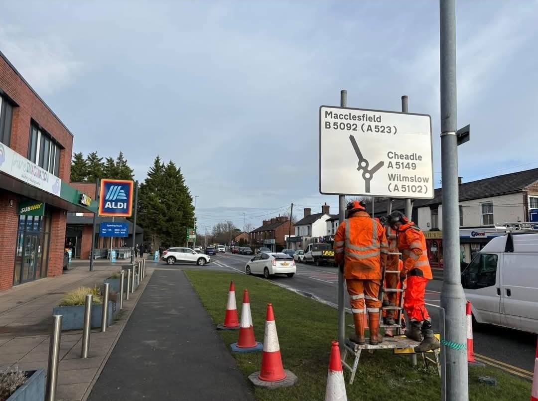 Road(&rail)sign Reporter tweet media