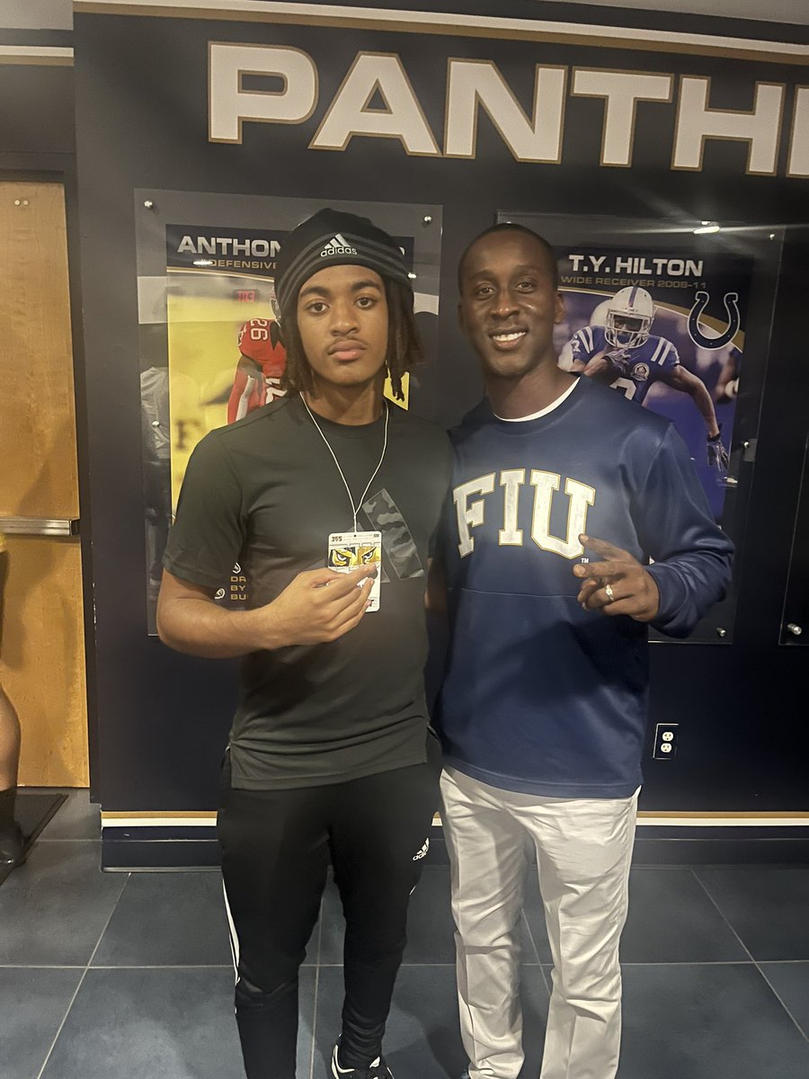 Jahmani CS (@jahmani_cs22) on Twitter photo Extremely Blessed and Thankful to have received an offer from Florida International University. 🐅💪🏽🏈🔥 #DB #piper #elite
<a href="/FIUFootball/">FIU Football</a> <a href="/CoachShort53/">Quentin Short</a> <a href="/burleyjj/">Coach Jerald Burley</a> <a href="/A_Gaitor/">Anthony Gaitor</a> <a href="/LawrenceBl83397/">New Blustein Recruiting</a> <a href="/Piper_Athletics/">Piper High School Athletic Department</a> <a href="/Rivals/">Rivals</a> <a href="/305Sportss/">305 Sports</a> <a href="/On3sports/">On3</a> <a href="/247Sports/">247Sports</a> <a href="/PrepRedzoneFL/">Prep Redzone Florida</a> <a href="/piperprincipal/">Principal Hautigan</a> Extremely Blessed and Thankful to have received an offer from Florida International University. 🐅💪🏽🏈🔥 #DB #piper #elite
<a href="/FIUFootball/">FIU Football</a> <a href="/CoachShort53/">Quentin Short</a> <a href="/burleyjj/">Coach Jerald Burley</a> <a href="/A_Gaitor/">Anthony Gaitor</a> <a href="/LawrenceBl83397/">New Blustein Recruiting</a> <a href="/Piper_Athletics/">Piper High School Athletic Department</a> <a href="/Rivals/">Rivals</a> <a href="/305Sportss/">305 Sports</a> <a href="/On3sports/">On3</a> <a href="/247Sports/">247Sports</a> <a href="/PrepRedzoneFL/">Prep Redzone Florida</a> <a href="/piperprincipal/">Principal Hautigan</a>
