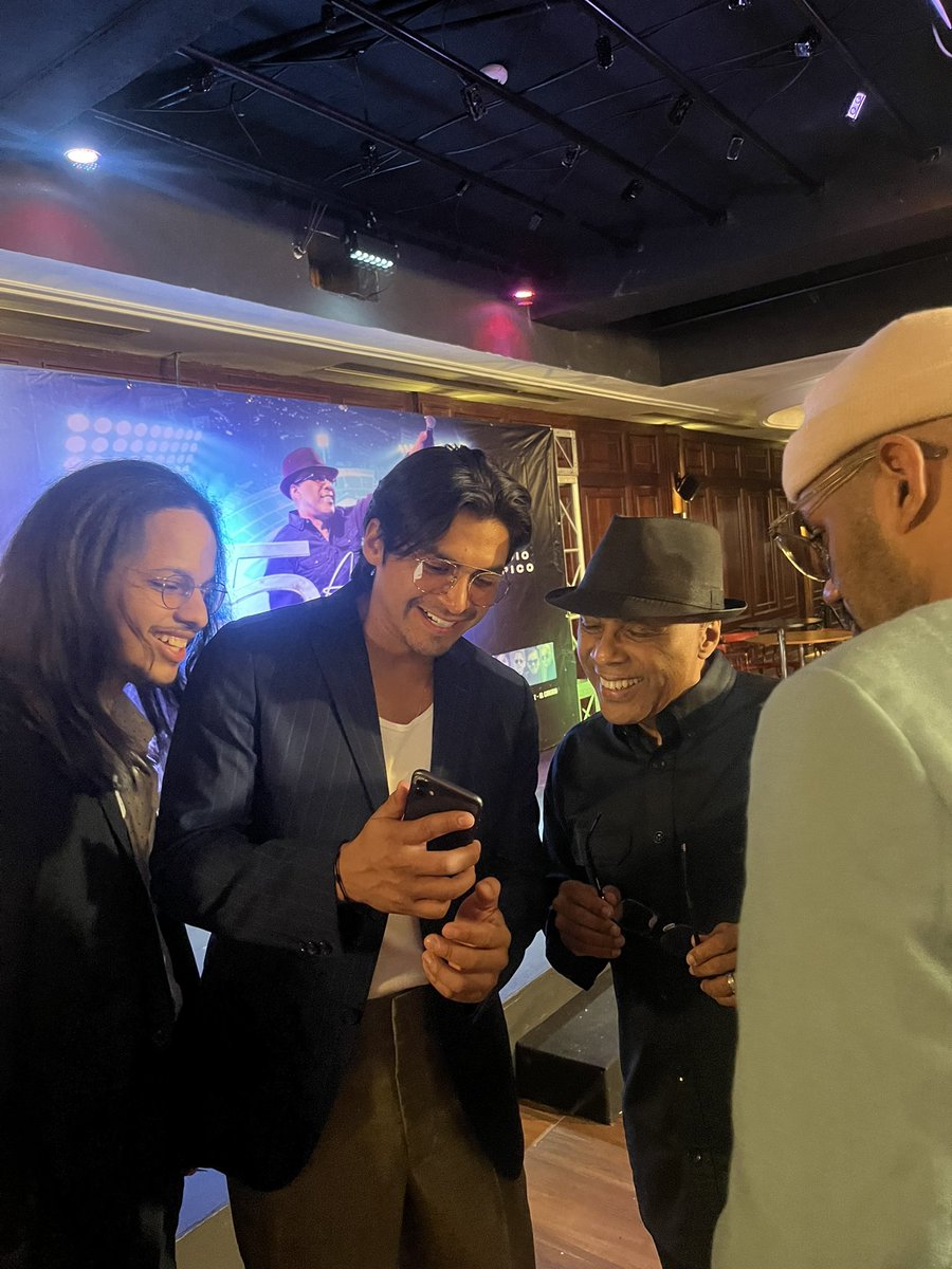 lacinturadeoro's tweet photo. Ayer conocimos a la leyenda Ramón Orlando.

Su entusiasmo por la música nos llenó de energía para seguir merengueando por un buen tiempo 😂🔥 https://t.co/kyb8DD0eXK