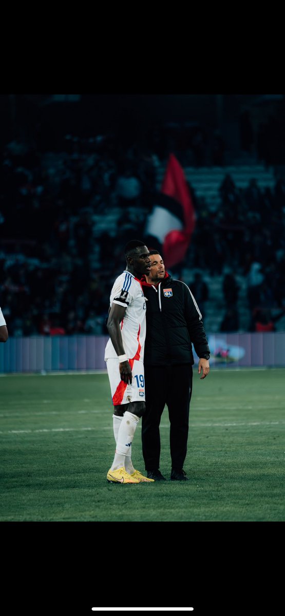 moussa_nkt's tweet image. Bonne continuation coach, 
C’était un plaisir de défendre les couleurs du club à vos côtés.
Je vous souhaite le meilleur pour la suite de votre carrière qui sera à coup sûr brillante  
#ungrandhomme