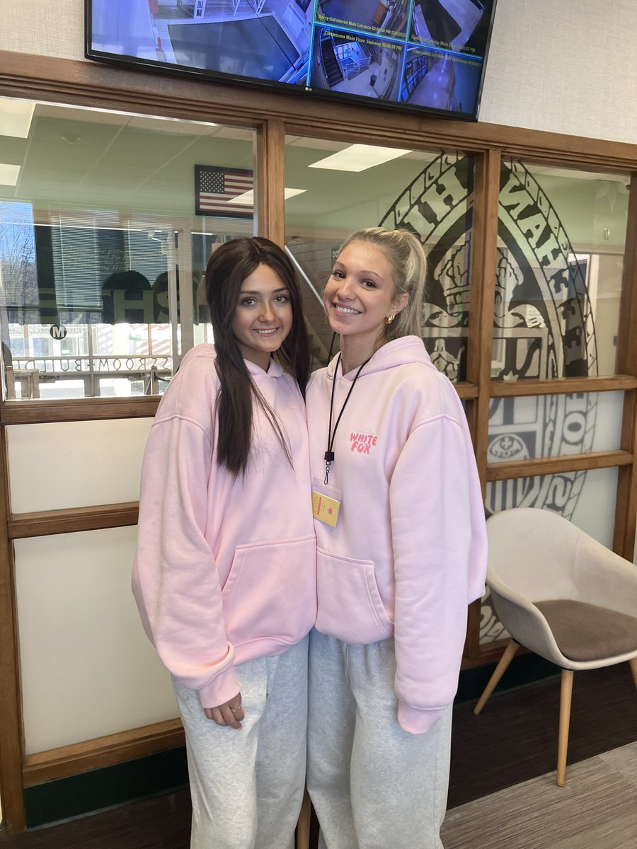 Liv and Ella showing great school spirit for Catholic Schools Week!
#ComfyDay at Feehan