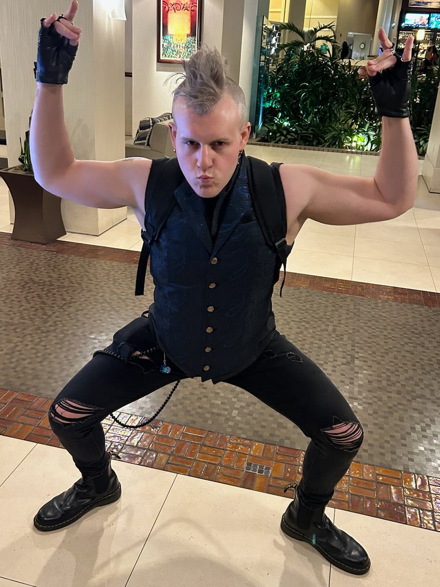 Forest Dude / Kamen Rider Mail Daddy tweet media