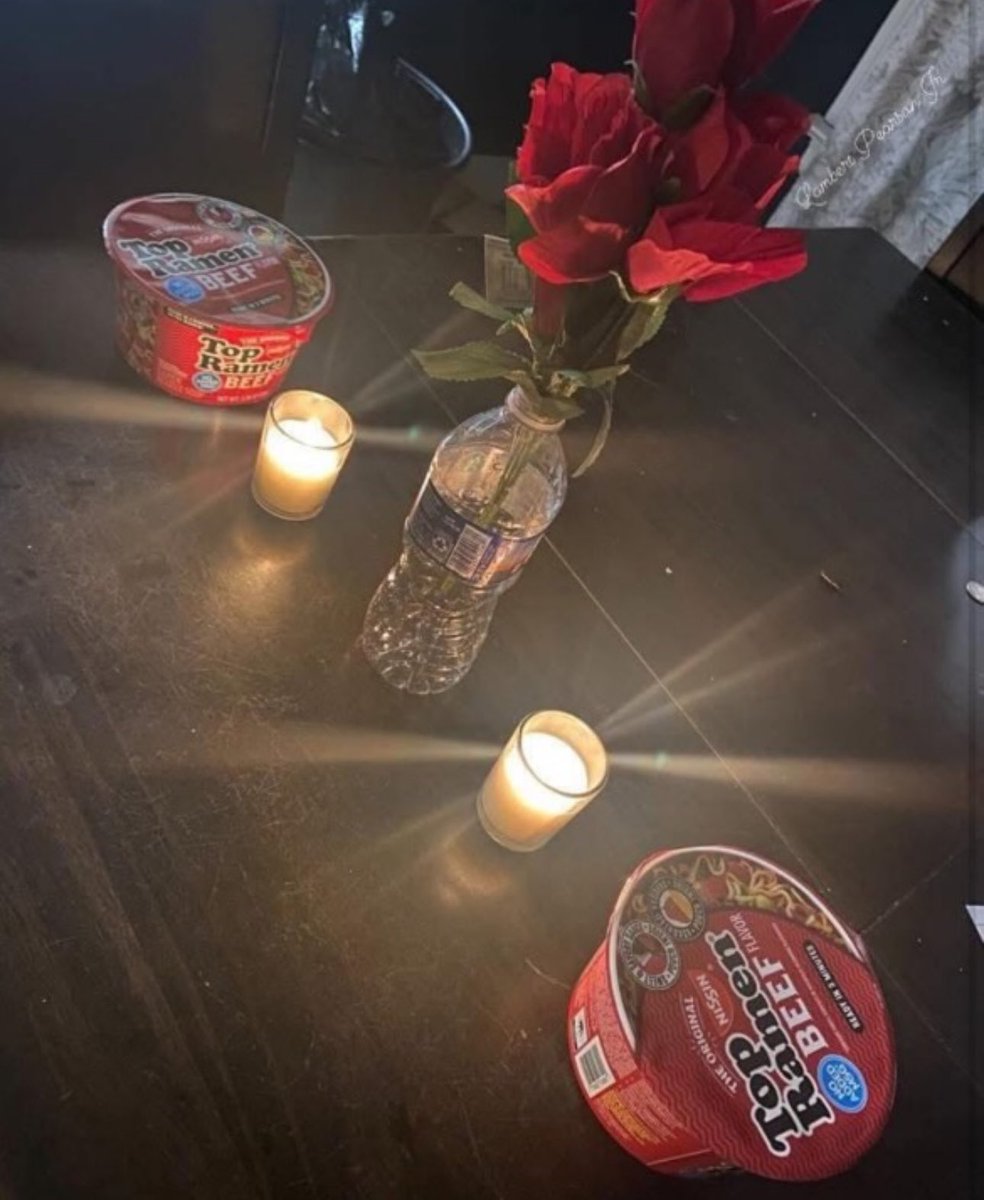 Hoodville_'s tweet photo. Her: can you do something special for me for Valentine’s Day?

Me: https://t.co/Dzfsdg6oqg