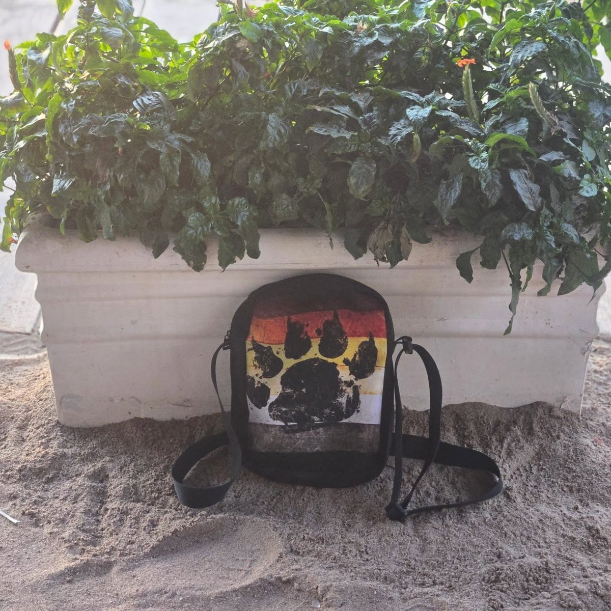 BMOSJD's tweet image. Hey, at BeefDip selling my Merch!
$30 usd Venmo, Cashapp, Paypal
$20 usd if paying cash in Person (oh, I hand Deliver if in BlueChairs)
Or place an order online from my shop and have it delivered!
etsy.com/shop/stanleyco…

@BeefdipBearweek @bearweek