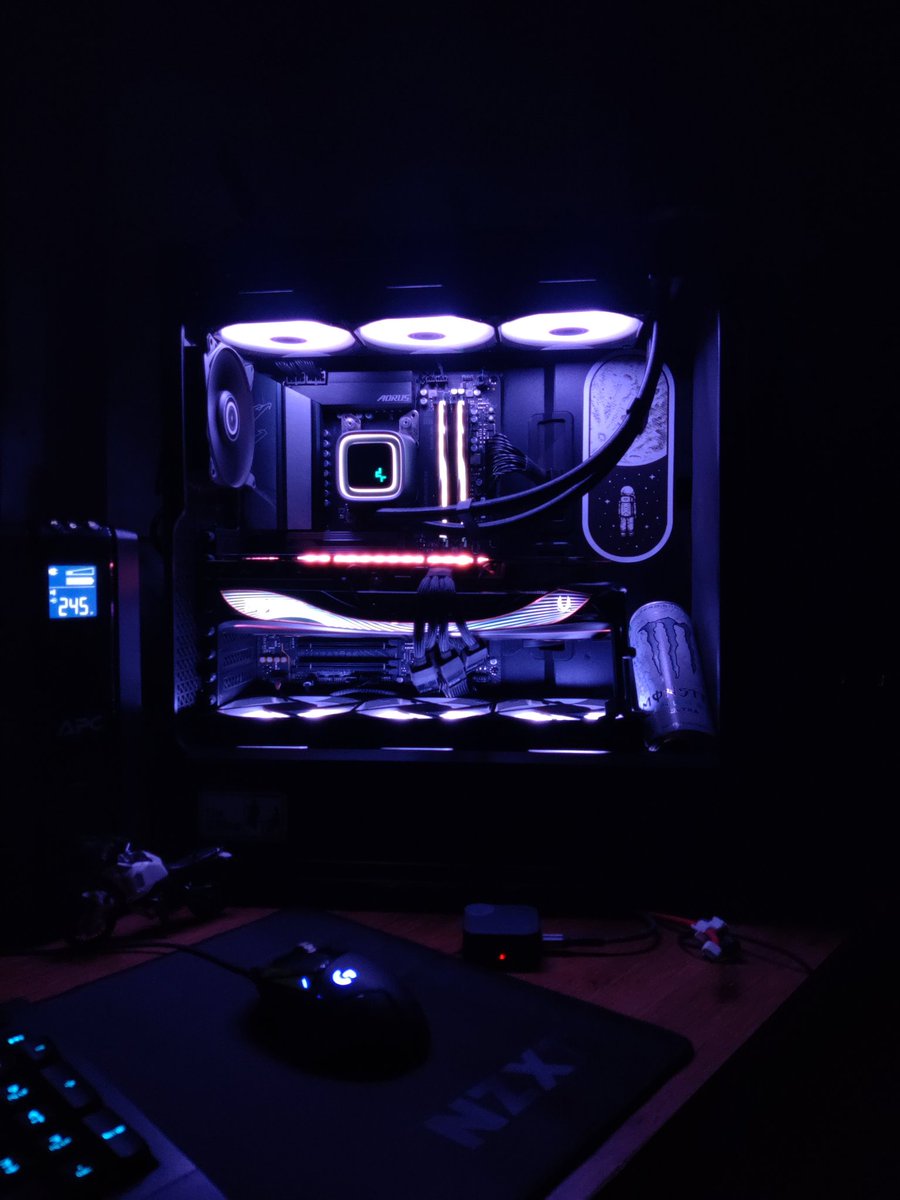 Adhingowda's tweet photo. @LinusTech Well Here's mine, Mostly blender all day doing ARCHVIZ related work, i don’t game much, Mostly DIRT RALLY 2.0 
with a PS5 controller, saving up for MOZA R5 
PC Specifications
Cpu -RYZEN 9 7950x
Gpu -RTX 4090 Zotac
MoBo-X670 Aorus Elite
Case -ANTEC Performance 1 FT
Gskill-64gb https://t.co/Z4h0WzteeU