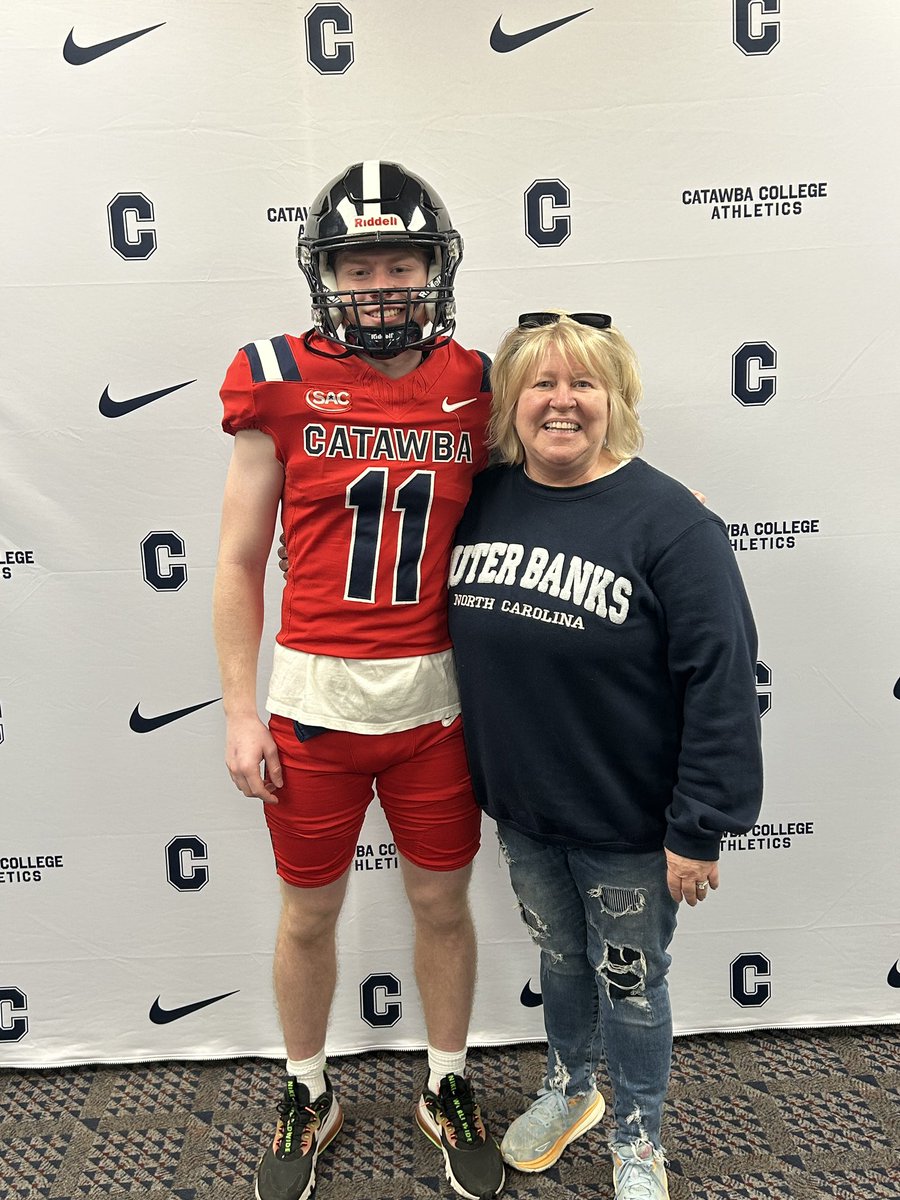 branham_porter's tweet photo. After a great visit to @CatawbaFootball and a great talk with @tyhaines16 I’m blessed to have received an offer to play football at Catawba!!!
@JSoftcheck @Coach_BCollins @CoachE_Morman https://t.co/SdXl58vZs7