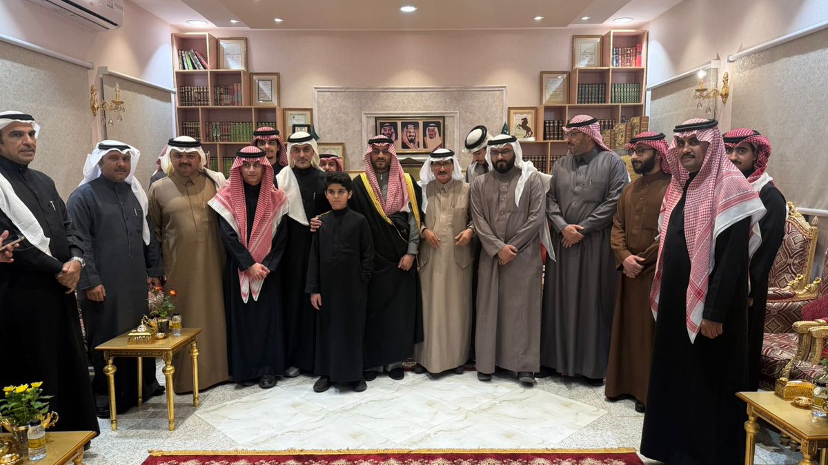 TYALSAIF's tweet photo. تشرفنا اليوم بزيارة صاحب السمو الملكى الامير فيصل بن فهد بن مقرن بن عبد العزيز ال سعود نائب امير منطقة حائل https://t.co/L7yp4Fh1yV