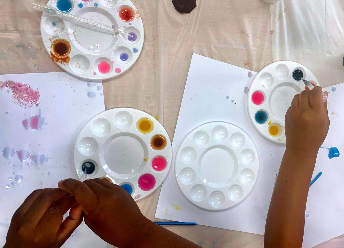 ⏰#CrayolaCreativityWeek is in full swing, but don't forget to RSVP for the ✨LIVE✨ assembly event this Friday, Jan. 31st at 1PM EST. 

Celebrate the creativity your students have shown all week by putting their “Imagination in Action”! 🌈👏🥳

RSVP ➡️ bit.ly/2025ccwioi