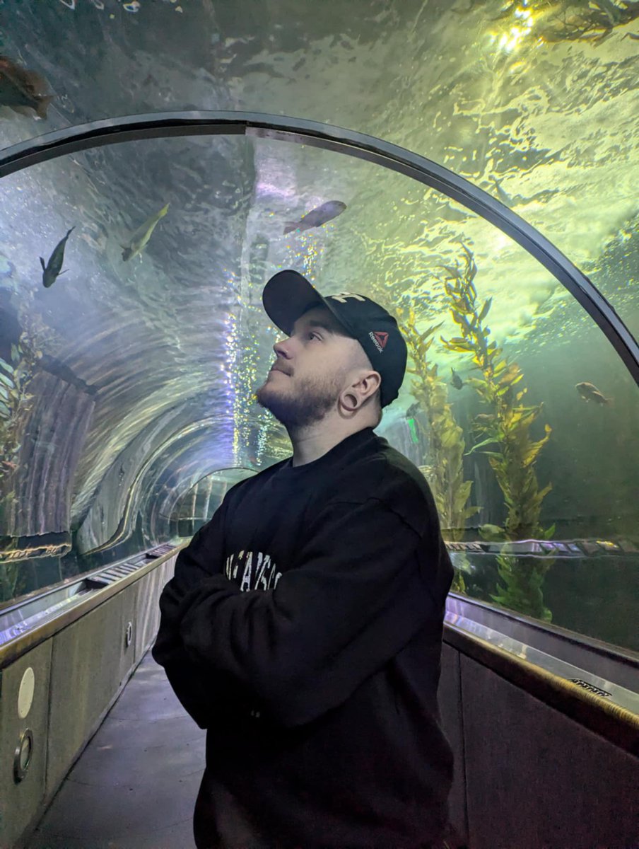 JustinHazkin's tweet photo. Excited to release a lot of Metal and Rap this year!!

Watch my newest music video!!
Link - https://t.co/iwY9GGFHpu https://t.co/d23UPRek2n