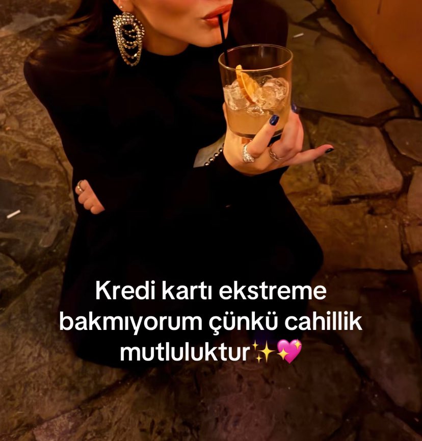 Alya (@alyareckles) on Twitter photo 