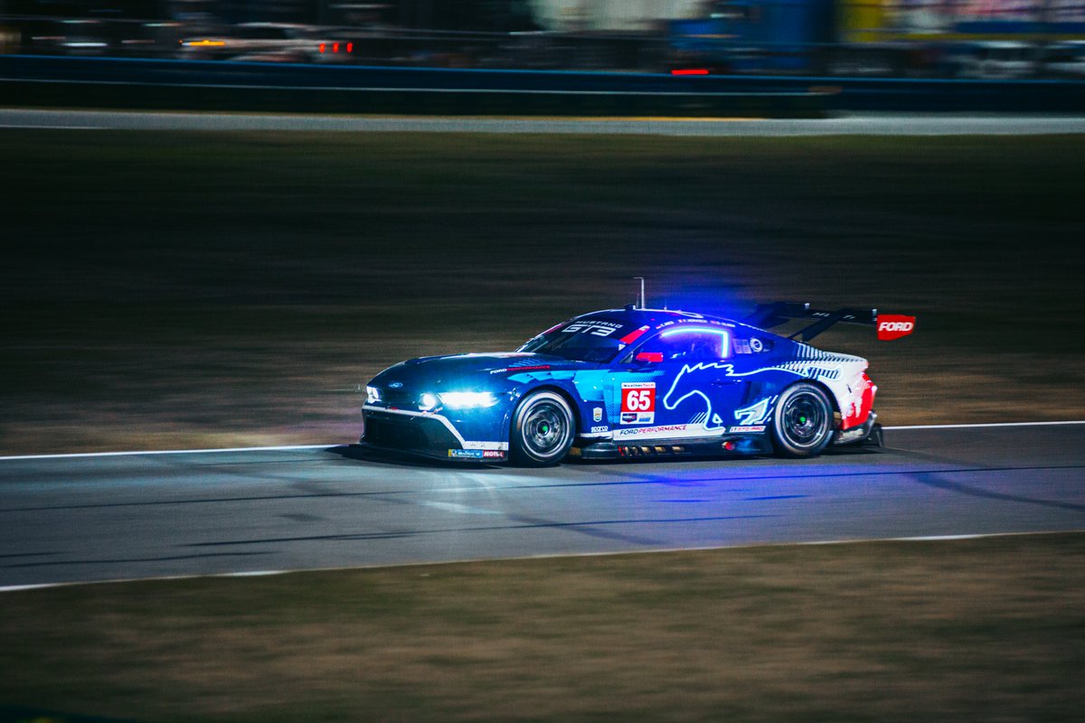 CorbeledBrick's tweet photo. First time at the Daytona Rolex 24. Being die hard Ford owner it was great seeing @ford bring how the victory. Maybe next year I can get my hands on a press pass @imsa_racing @fordperformance 

#rolex24 #ford #fordmustang #daytona24 #daytona #racecar #racecarphotography #canonusa https://t.co/hnQZBSRLtc