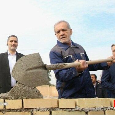 FDeh999's tweet photo. همه چیز بهت میاد الا ریاست جمهوری🤝 https://t.co/P8nKGDWepZ