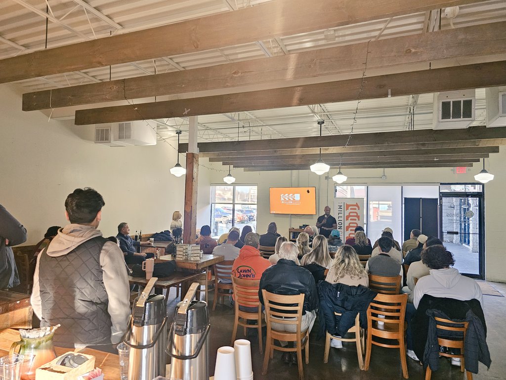 This Wednesday at 1MC, Linde Esthetics &amp; Wellness Studio presented by Windy Linde.
Coffee at 8:30 am
Presentation at 9 am
We are located at Bambinos on East Battlefield Rd.
The best place to connect in town!