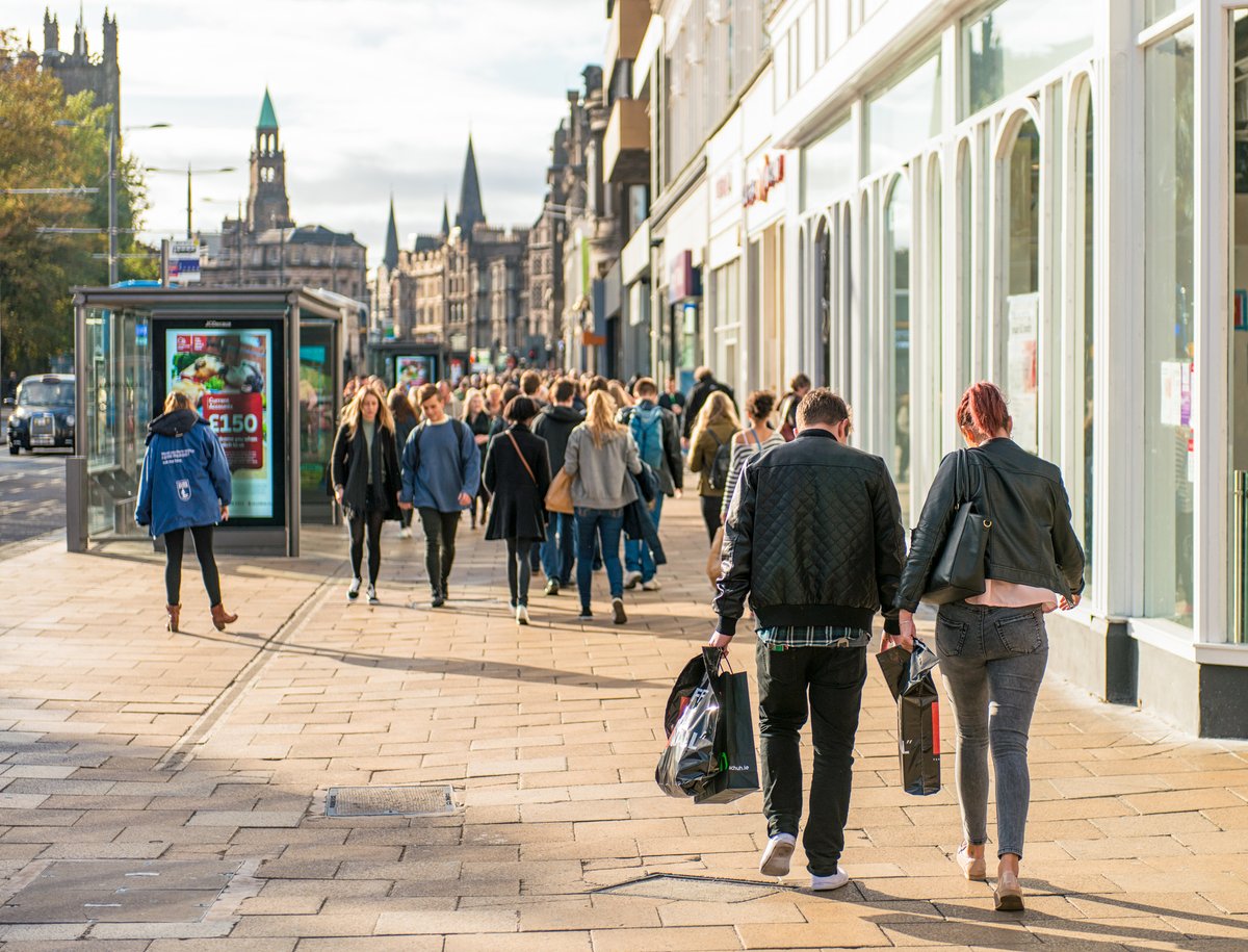 We’ll be in Waverley Station tomorrow (29 Jan) 3-7pm. If you're travelling through the station stop by for a chat about our plans to revitalise Princes Street, the Gardens and area around Waverley Station. edinburgh.gov.uk/princesstreets…
