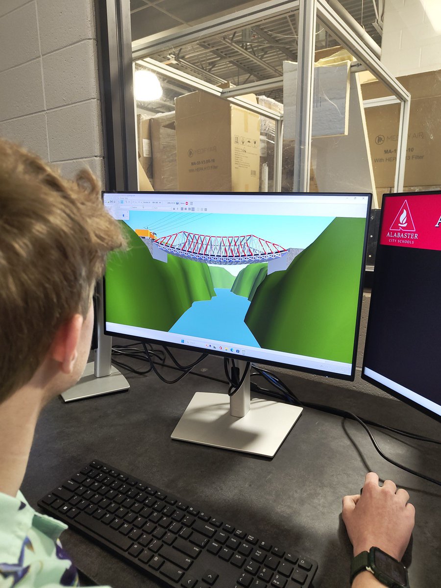 Thompson High School Engineering Academy tweet media