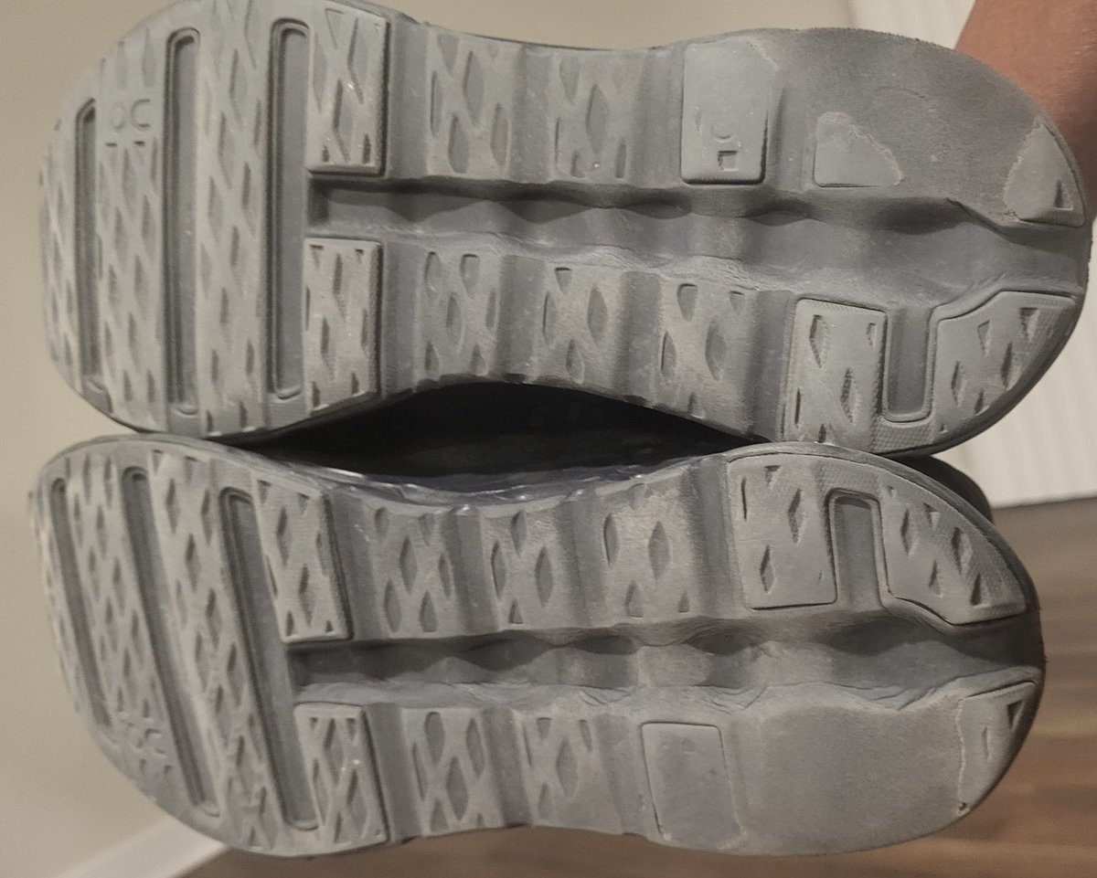 RaashidBrown's tweet photo. We often find comfort in things that have antiquated. We cling to familiar strategies and mindsets that once served us well. Just as my shoes eventually lost their effectiveness, our skills and approaches can also become outdated and antiquated over time. Transition! #lead #go https://t.co/qML5PnKi0g