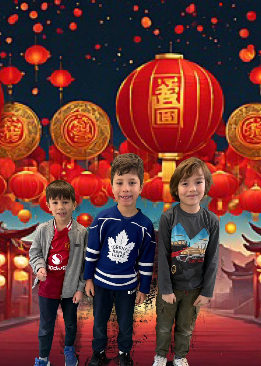 LindsayLhamil04's tweet photo. ๐โจ Using green screen photography to capture the spirit of the Year of the Snake! ๐ธ Wishing you and your students a joyful and prosperous Lunar New Year! #LunarNewYear #YearOfTheSnake #GreenScreenMagic @KenolliePS https://t.co/1Qvu9EibEm