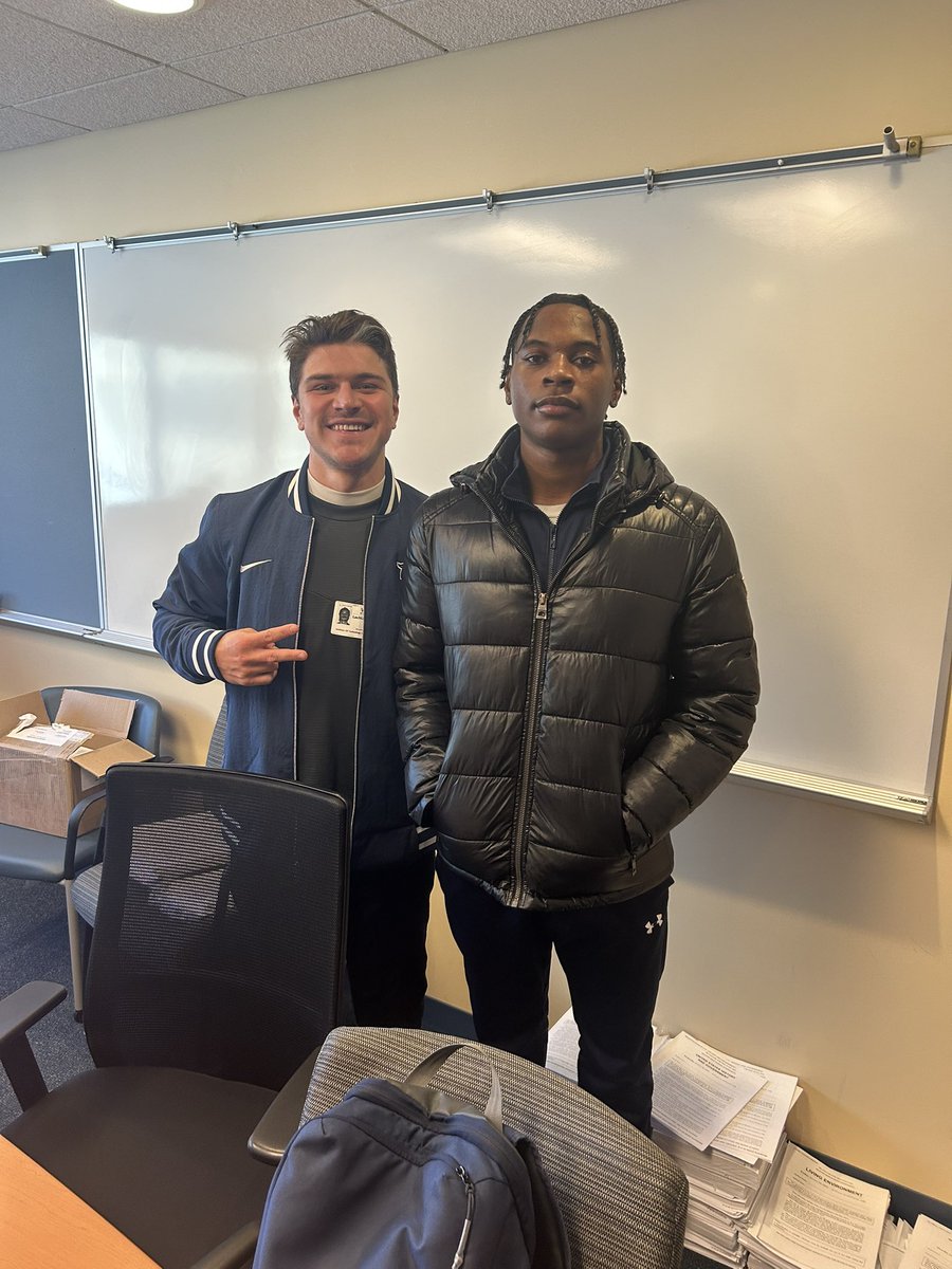Want to say i appreciate <a href="/LachlanKline/">Lachlan Kline</a> For stopping by my school to have a conversation with me‼️‼️🤝🏾 <a href="/Cedric_stevens5/">Cedric Stevens</a>