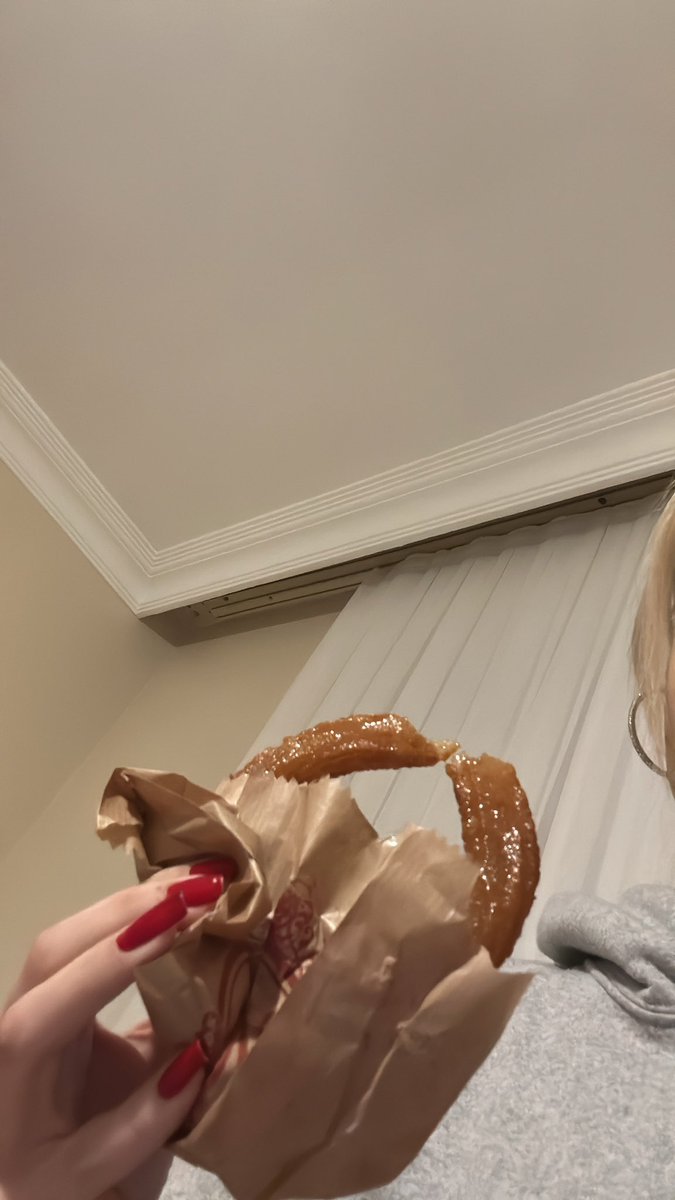 Ece 😼 tweet media