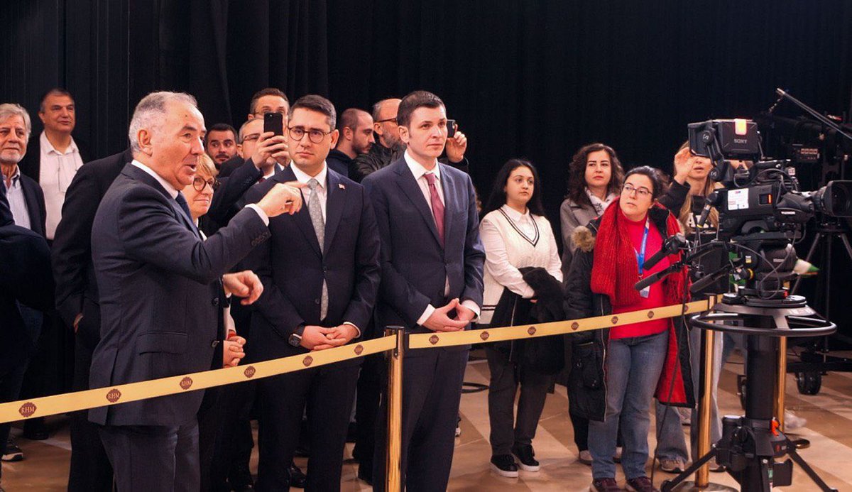 Bakanlığımızın yürütücüsü olduğu Rekabetçi Sektörler Programı (<a href="/RekabetciSP/">Rekabetçi Sektörler</a>) kapsamında, Avrupa Birliği ve ülkemiz eşfinansmanıyla hayata geçirilen, toplam 5 milyon avro bütçeli Kadir Has Üniversitesi Yaratıcı Sektörler Platformu “FabriKHAS” Projesi’nin açılışını gerçekleştirdik.