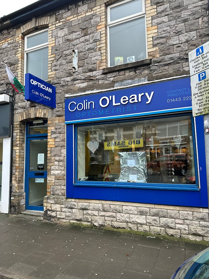 EliteSigns's tweet image. A new #ProjectingSign for Colin O&apos;leary Optometrist of #Pontyclun manufactured &amp;amp; installed to accompany the original fascia #signage we completed in 2013 &amp;amp; is a true testament to the quality you get from an Elite Sign as it still looks like new. 

@BSGAUK 
@Metamarkuk