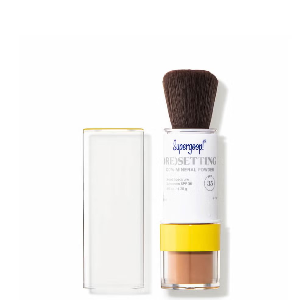 TrendyDeal52's tweet image. "Set your makeup and protect your skin with Supergoop Resetting Mineral Powder SPF 35 for just $35! 

sovrn.co/2vsfi9v

#SPFBeauty #MakeupSetting #Supergoop"