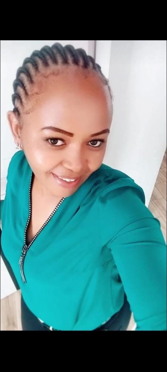 AokoOtieno_'s tweet image. 0705588571 

Huyu Dame amewekea mtu Mchele and left him Dead Kwa apartment 

Hapo Thika Rd. Any information about her will be appreciated 

@DCI_Kenya