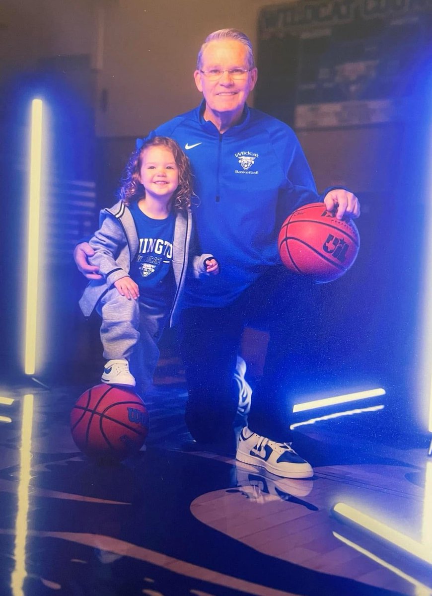 Coach may your day be as awesome as you. 🎉🏀🎉
🎉Happy Birthday, Coach🎉