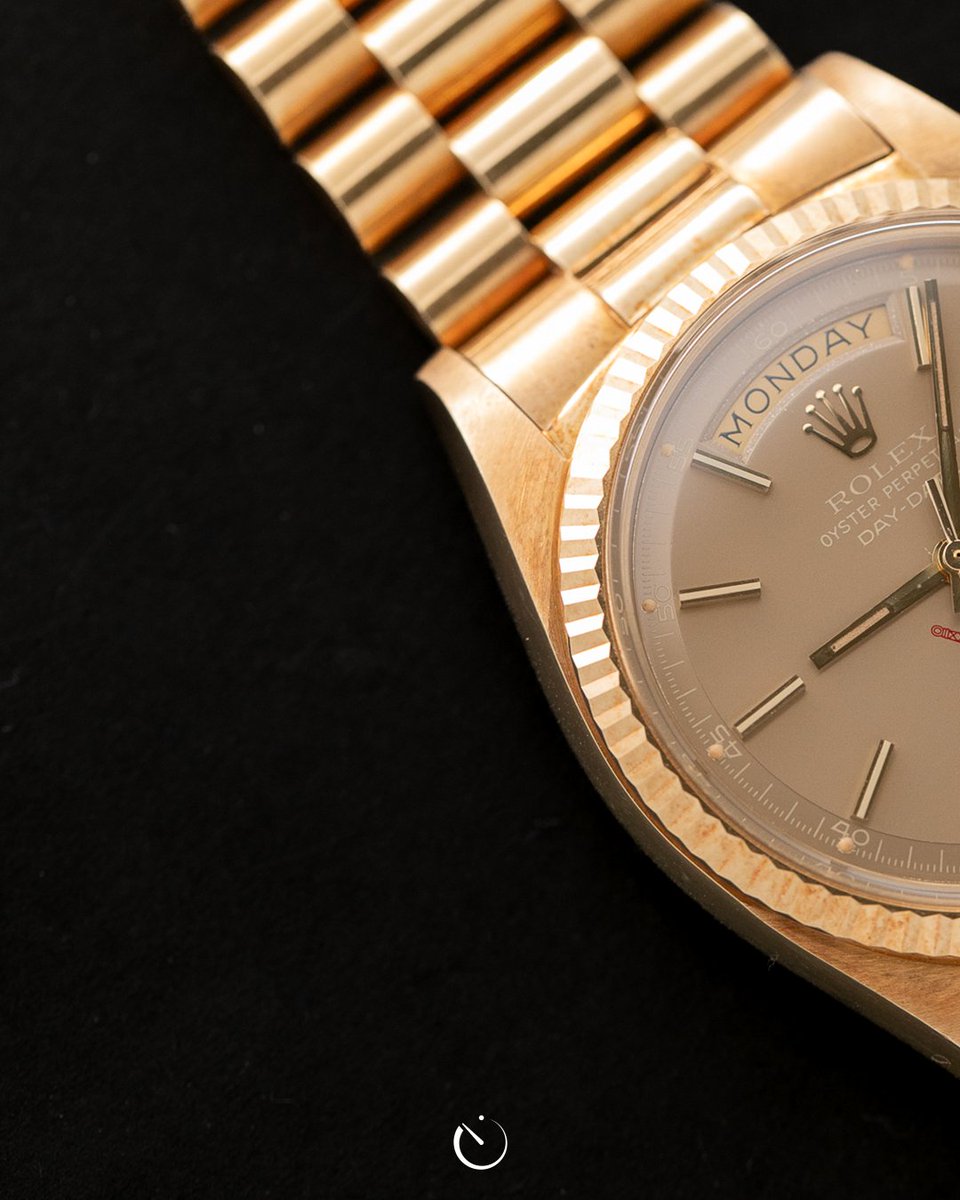 wc_auction's tweet photo. This 1974 Rolex Day-Date "Khanjar" is coming soon on Watch Collecting⏱️
🔗Find out about more upcoming watches through our link in bio
#WatchCollecting #Rolex #Day-Date #Khanjar #RolexDayDate https://t.co/Sdn3KDpGKU