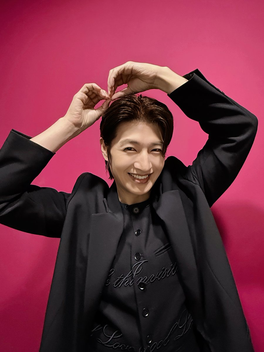 [📸]

2024 MBC 연예 대상 방송 종료!

봄같이 예뻤던 호이와…🤭

artist.mnetplus.world/main/stg/sonho…

#손호영 #SHY #SONHOYOUNG